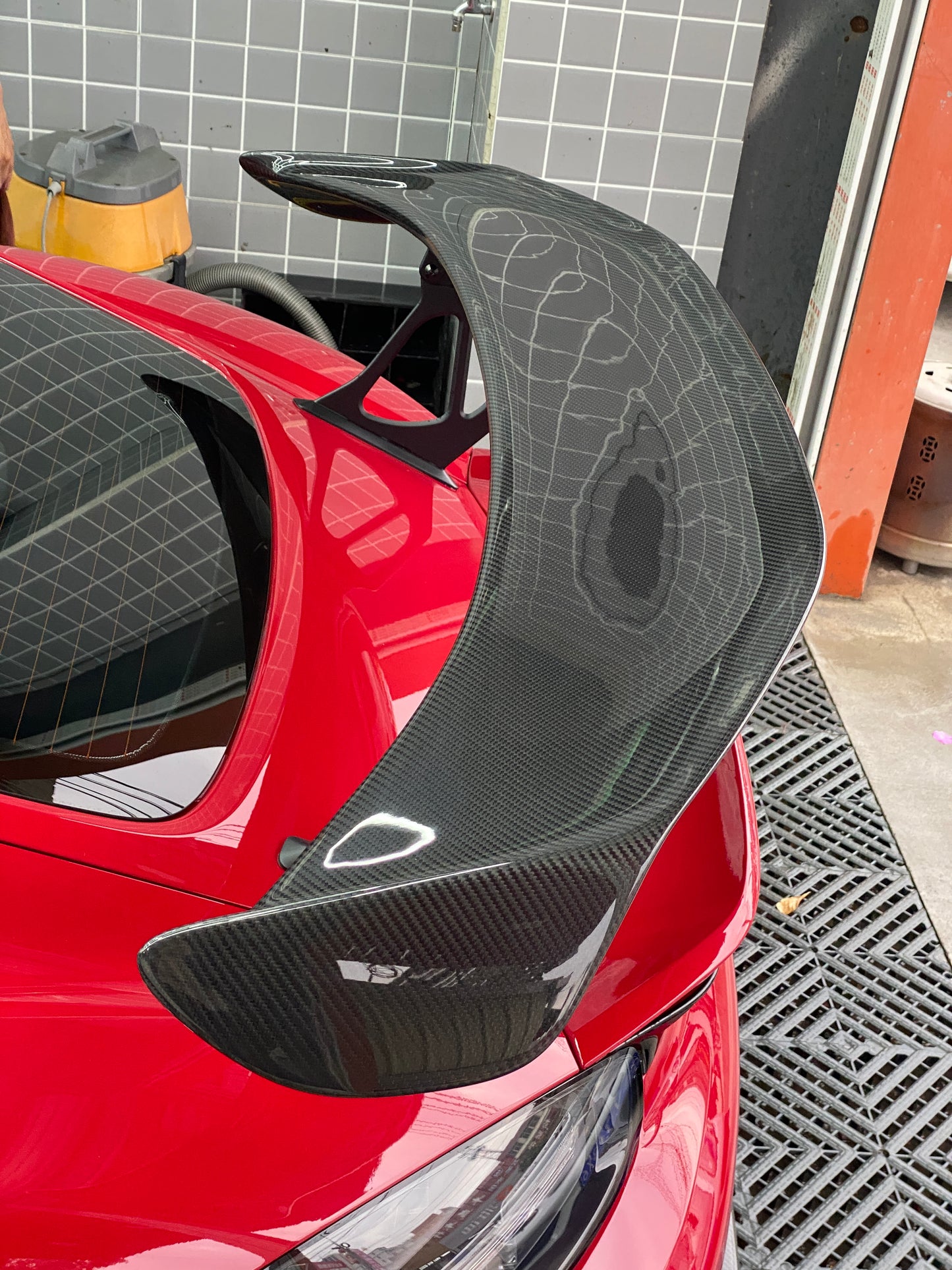 Porsche 718 Cayman GT4 Carbon Fiber Rear Spoiler