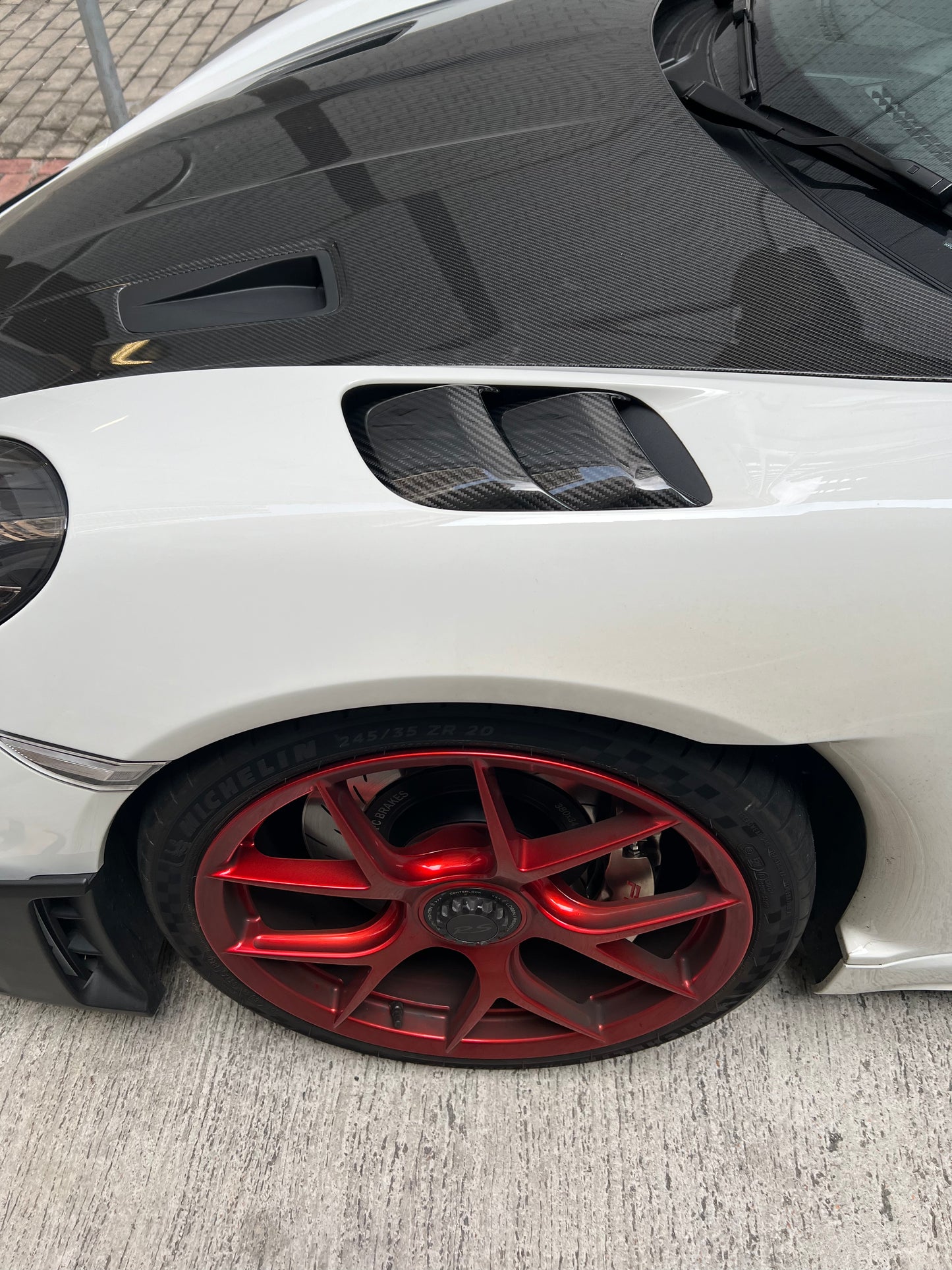 Porsche GT4RS、Spyder RS Carbon Fiber Fender Air Outlet