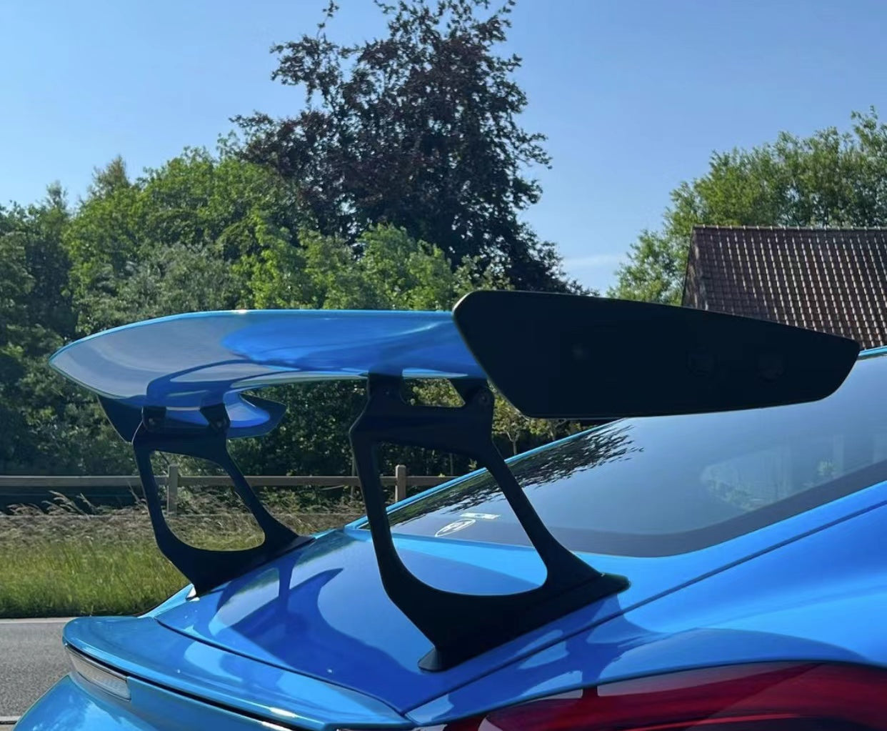 Porsche 981 & 718 Cayman GT4 Wing Risers