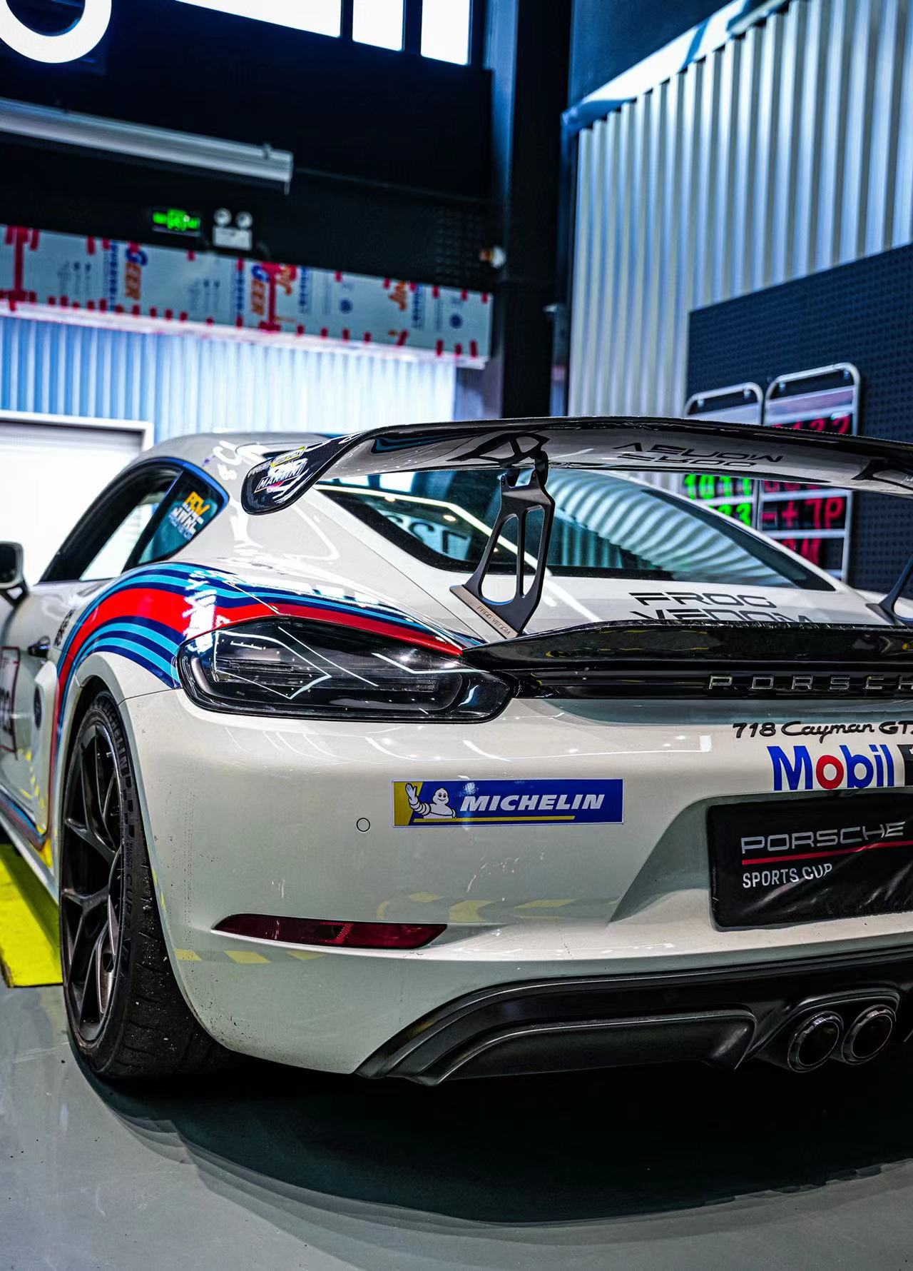 Porsche 981 & 718 Cayman GT4 Wing Risers