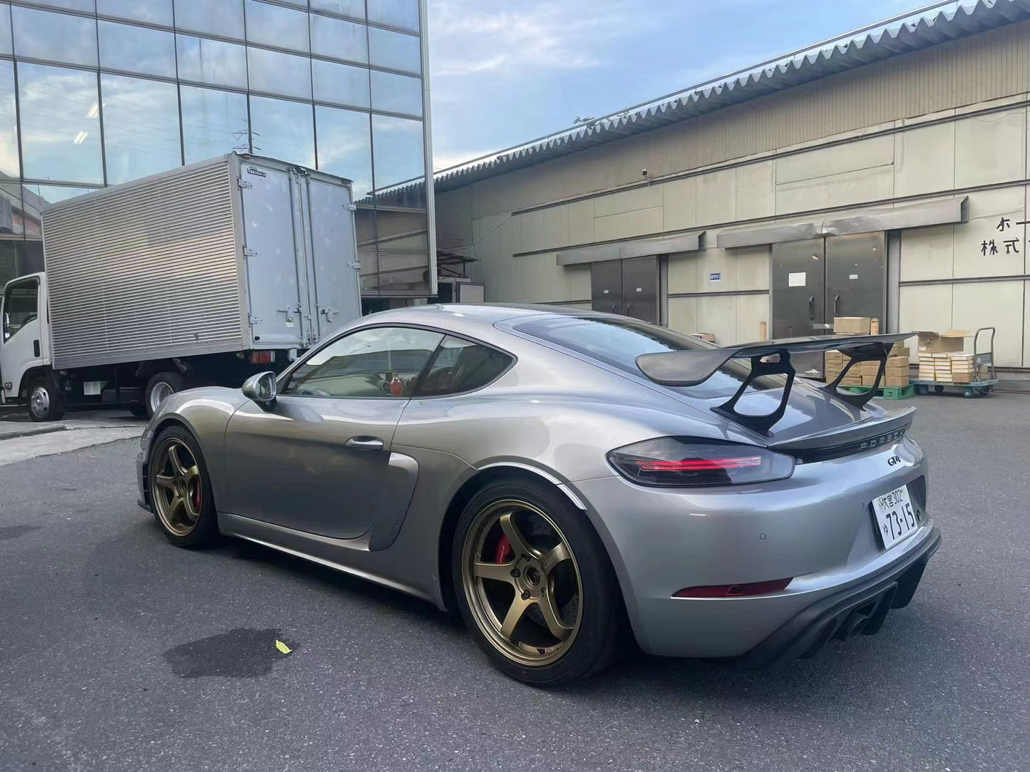 Porsche 981 & 718 Cayman GT4 Wing Risers