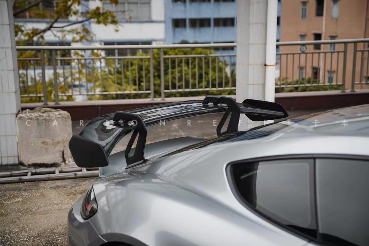 Porsche GT4RS Style Carbon Fiber Rear Spoiler