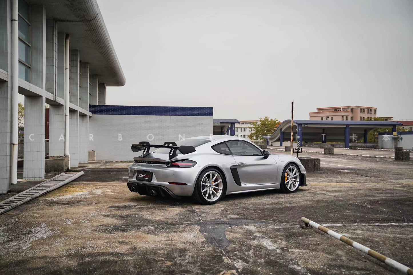Porsche GT4RS Style Carbon Fiber Rear Spoiler