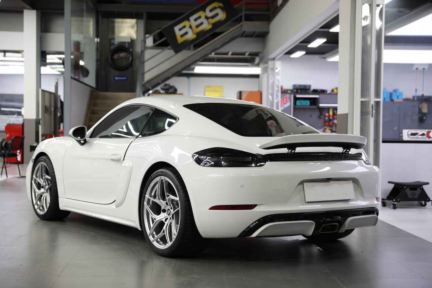 Porsche 718 Cayman GT4 Style Carbon Fiber Duck Wing